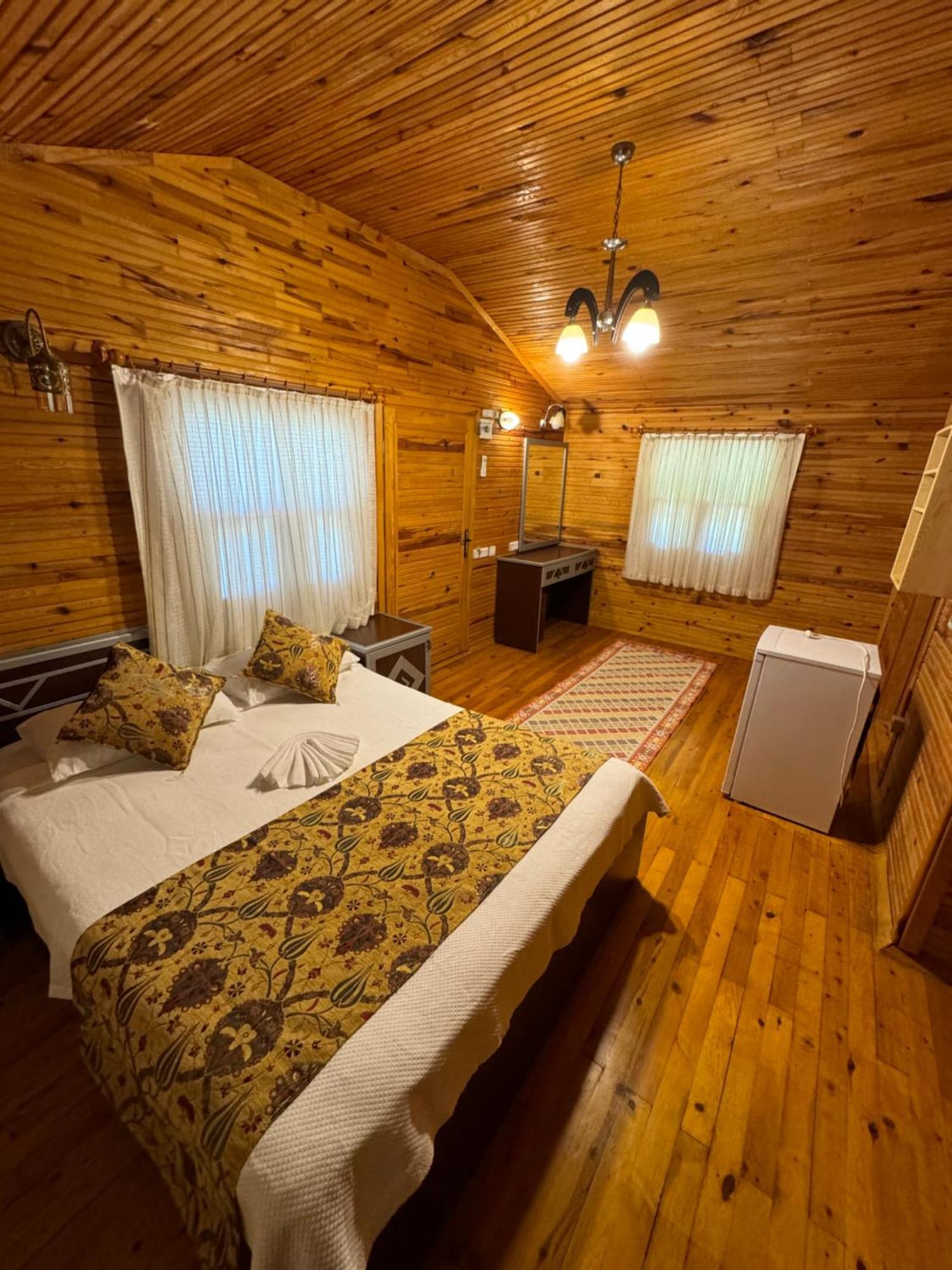 Hotel Yavuz Bungalow Cirali Bagian luar foto