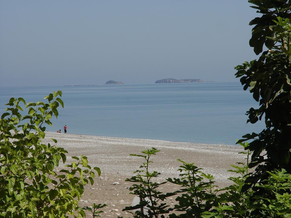 Hotel Yavuz Bungalow Cirali Bagian luar foto
