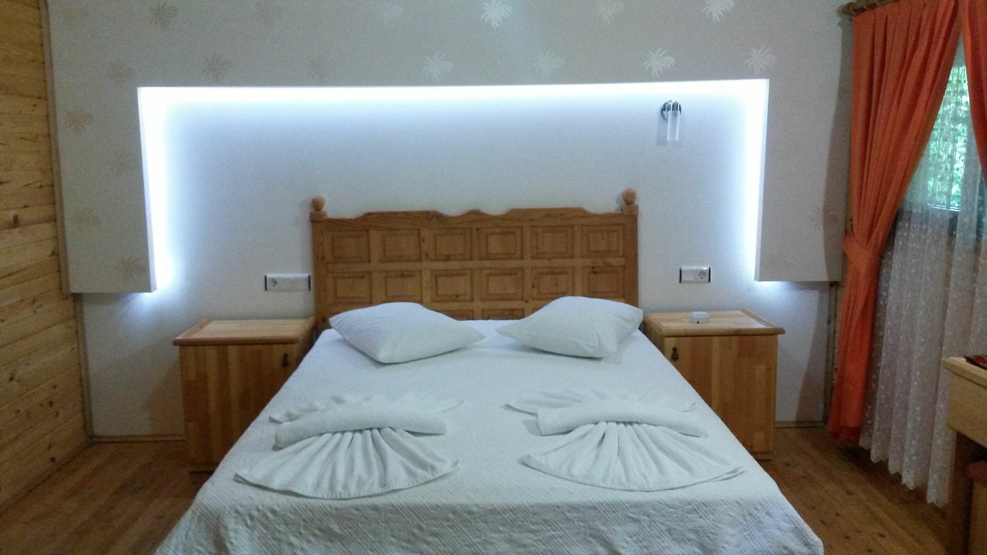 Hotel Yavuz Bungalow Cirali Bagian luar foto